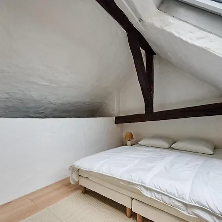 Le Condorcet Apartment